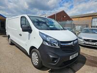 VAUXHALL VIVARO
