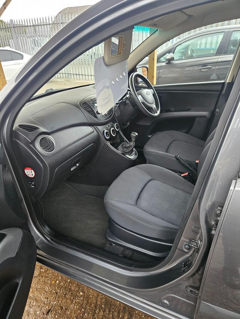 HYUNDAI I10