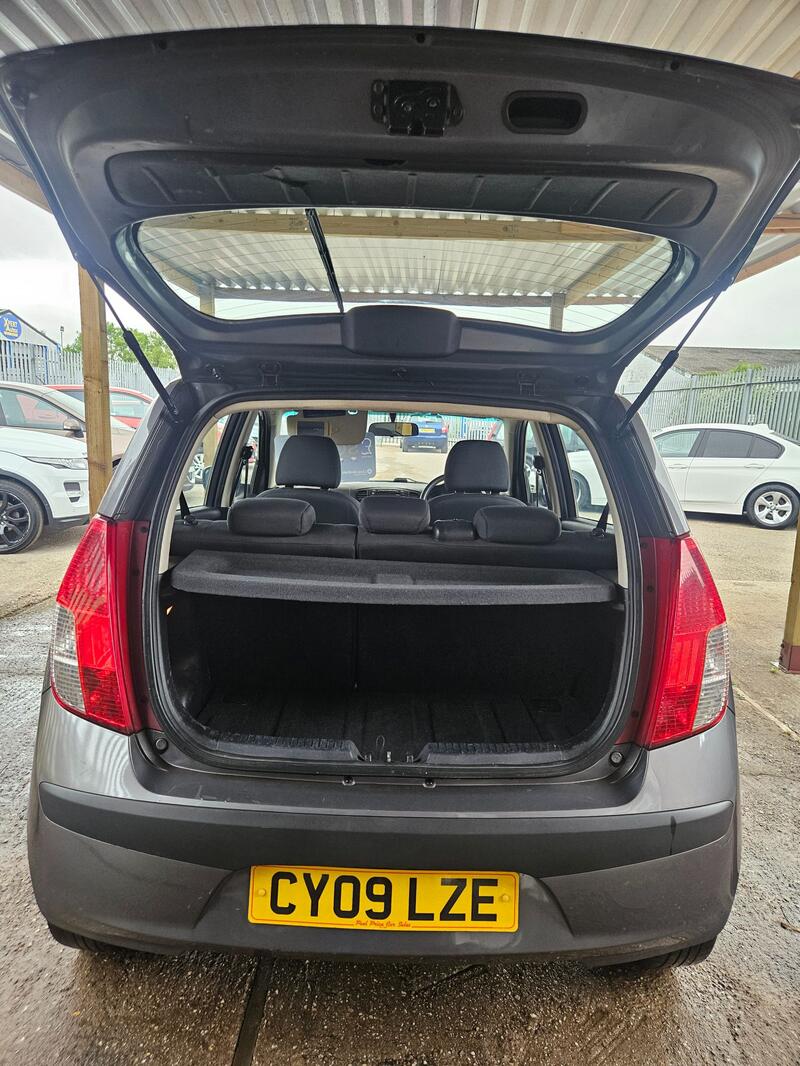 HYUNDAI I10
