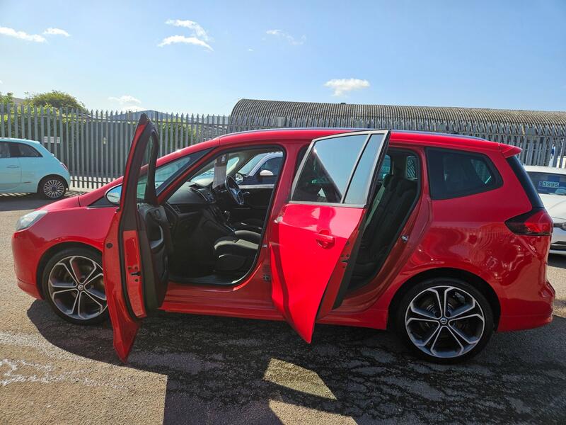VAUXHALL ZAFIRA TOURER