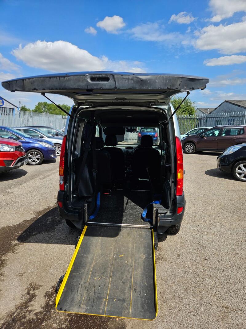RENAULT Kangoo