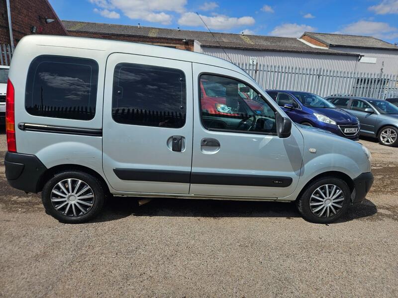 RENAULT Kangoo