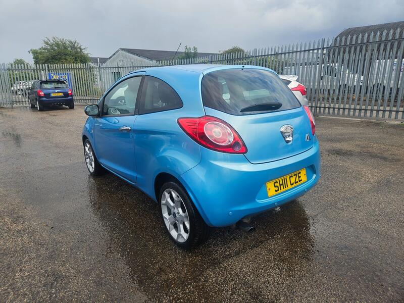 FORD KA
